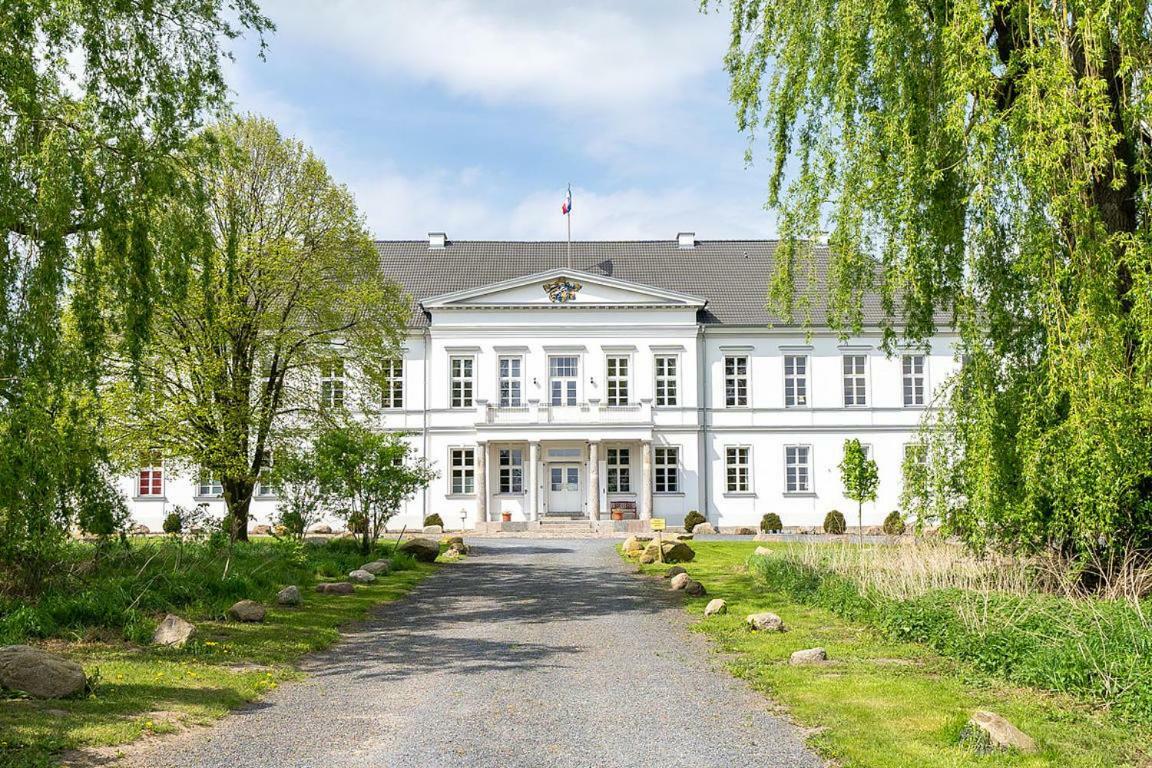 Apartamento Gutshaus Gross Helle Mölln Exterior foto