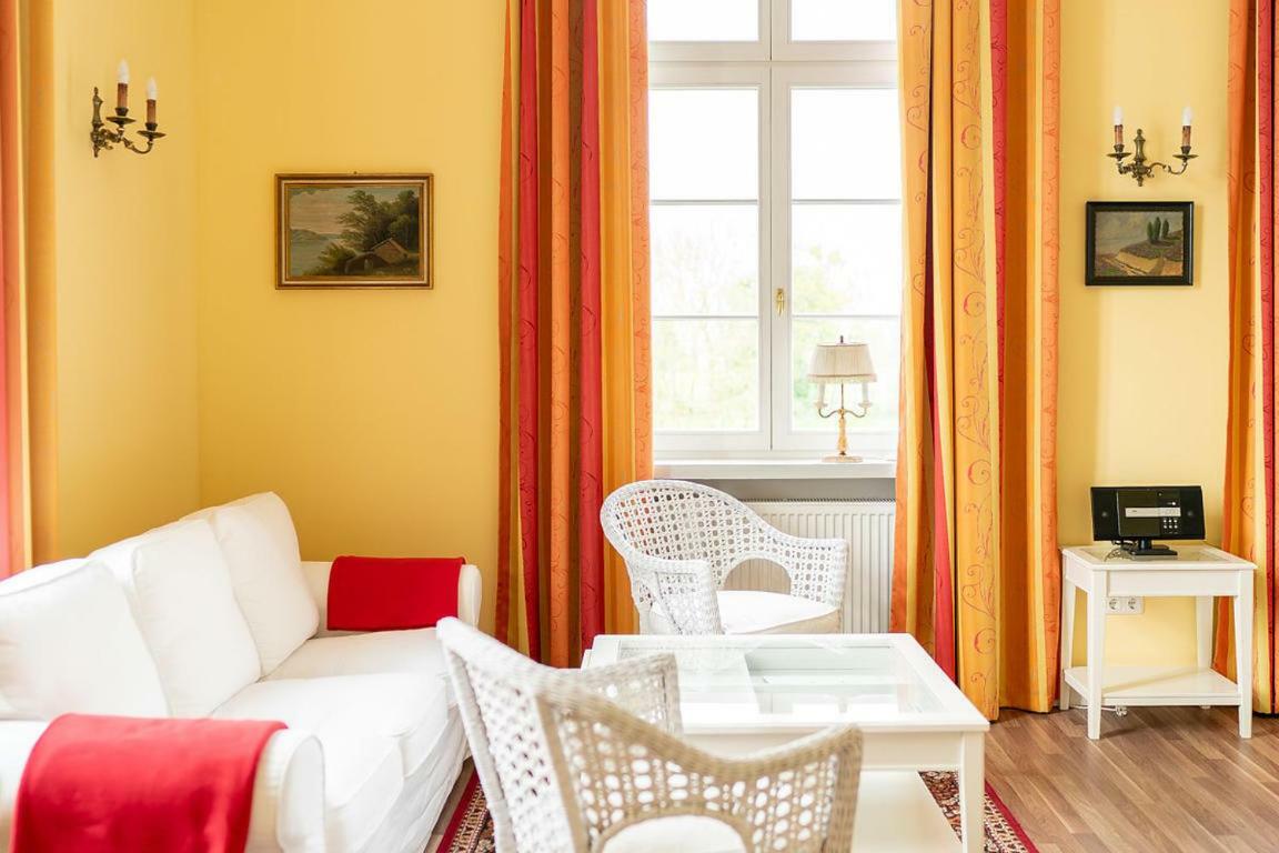 Apartamento Gutshaus Gross Helle Mölln Exterior foto